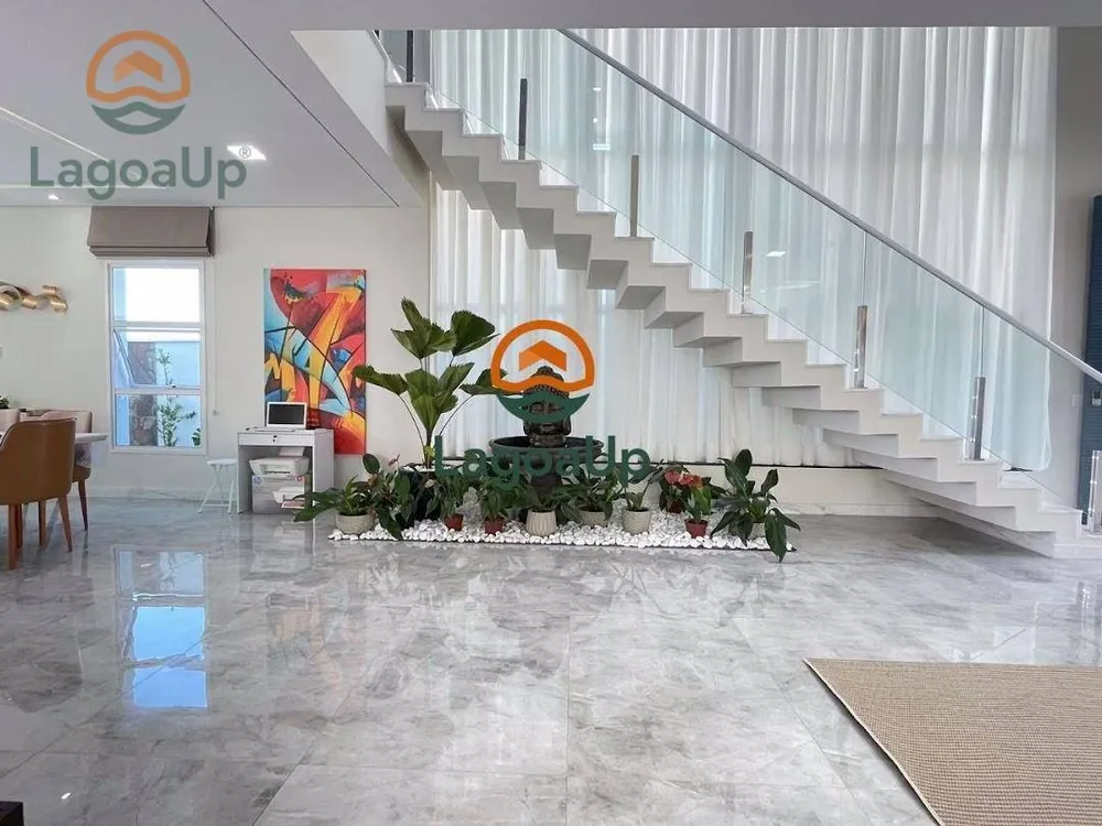 Casa, 3 quartos, 283 m² - Foto 1