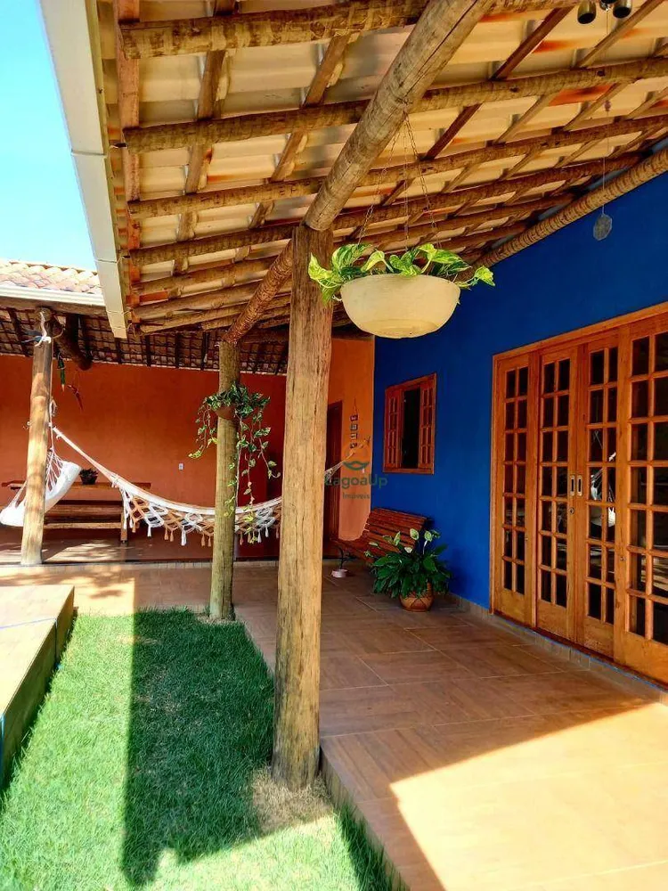 Casa, 3 quartos, 162 m² - Foto 2