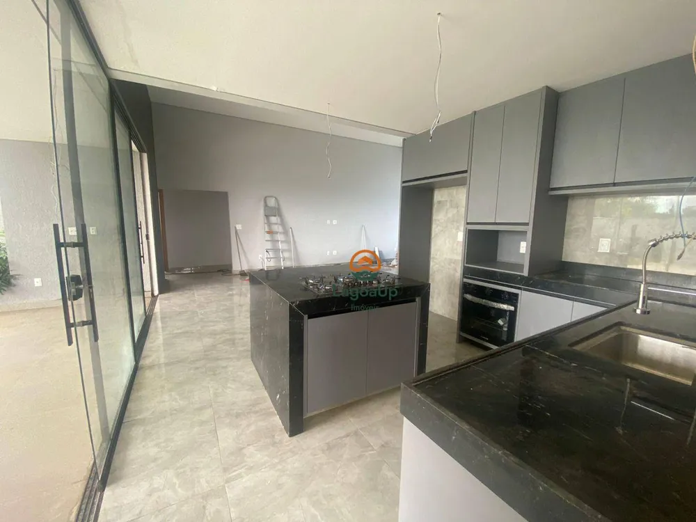 Casa, 4 quartos, 235 m² - Foto 7