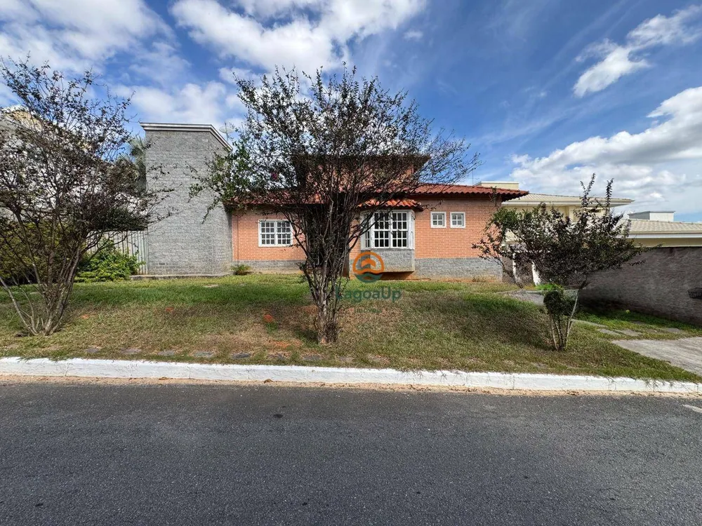Casa, 4 quartos, 301 m² - Foto 1