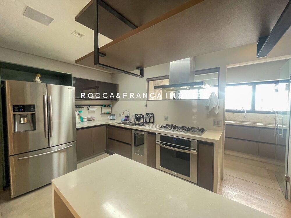 Cobertura, 3 quartos, 356 m² - Foto 2