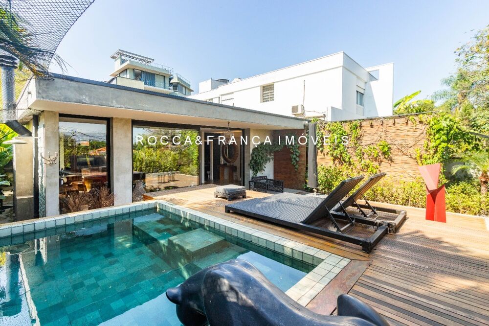 Casa, 3 quartos, 220 m² - Foto 1