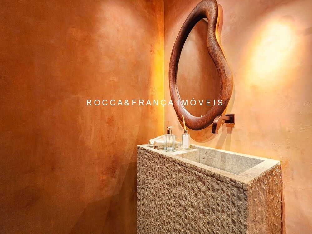 Apartamento, 3 quartos, 245 m² - Foto 1