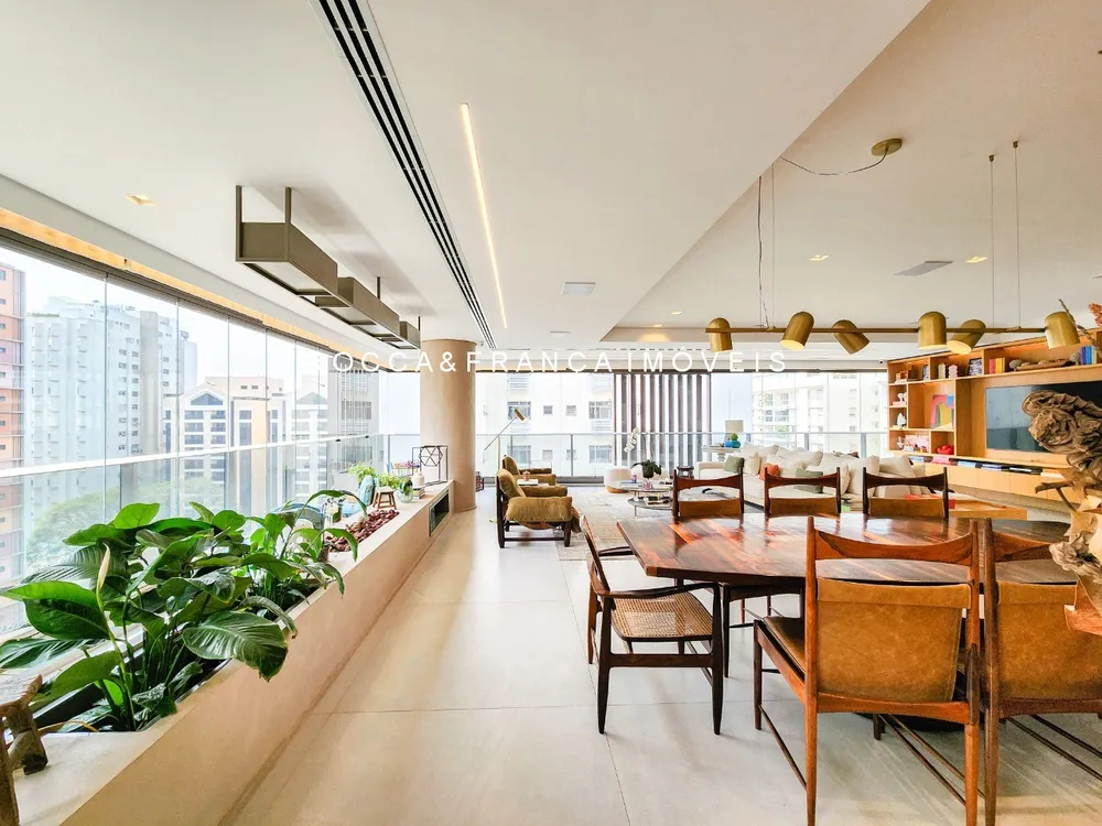 Apartamento, 3 quartos, 245 m² - Foto 2