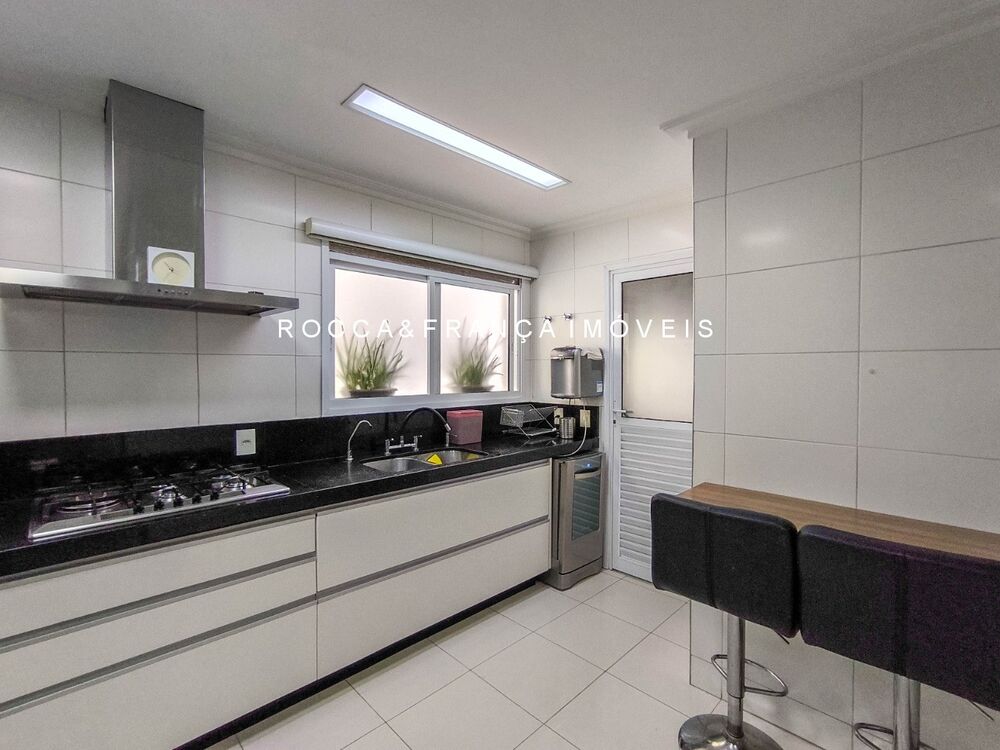 Apartamento, 3 quartos, 196 m² - Foto 8