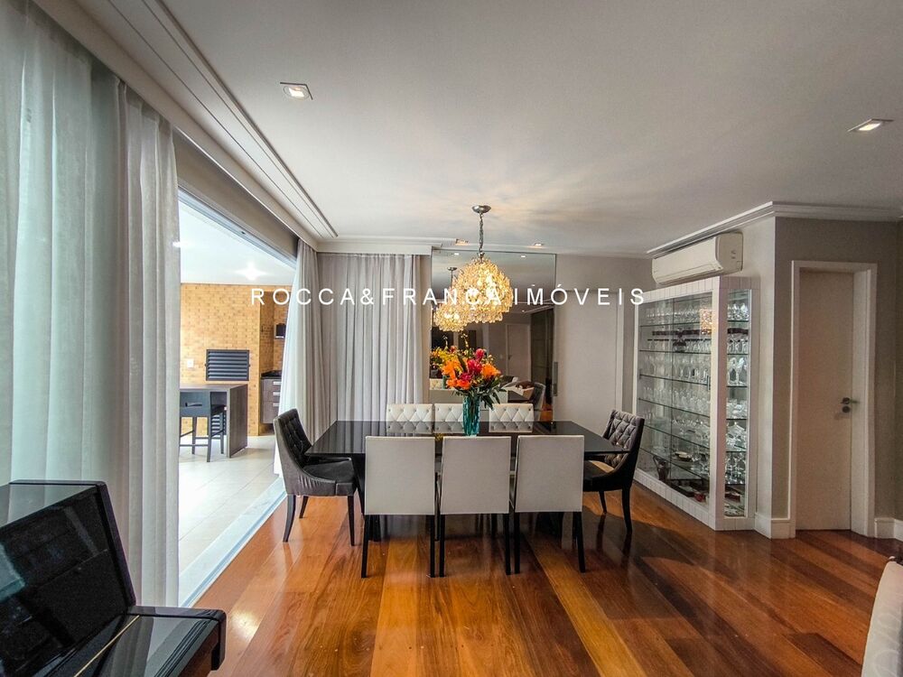 Apartamento, 3 quartos, 196 m² - Foto 2