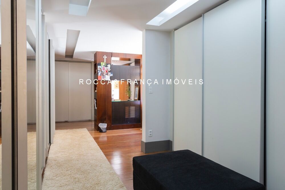 Casa à venda com 4 quartos, 837m² - Foto 15