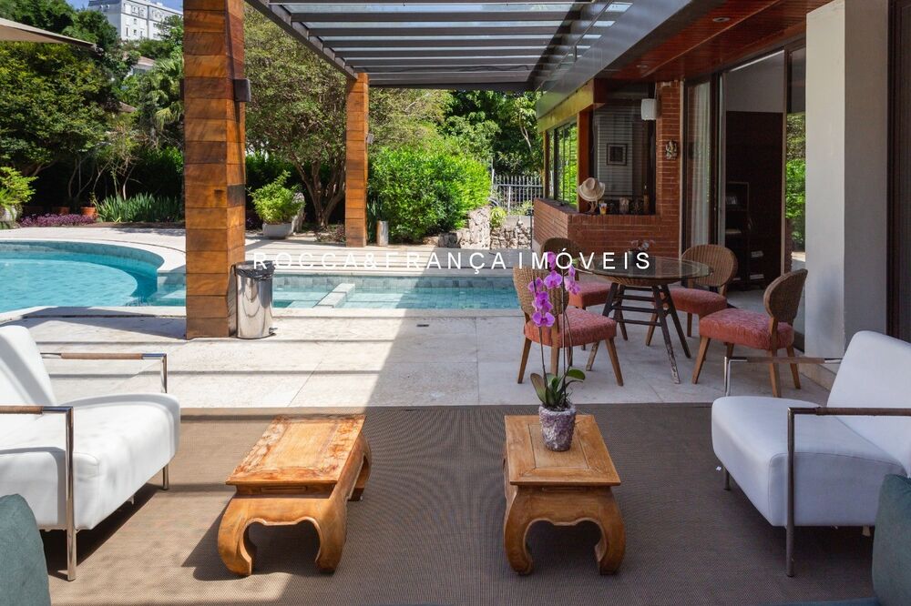 Casa à venda com 4 quartos, 837m² - Foto 2