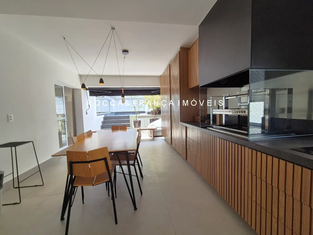 Cobertura, 3 quartos, 285 m² - Foto 4