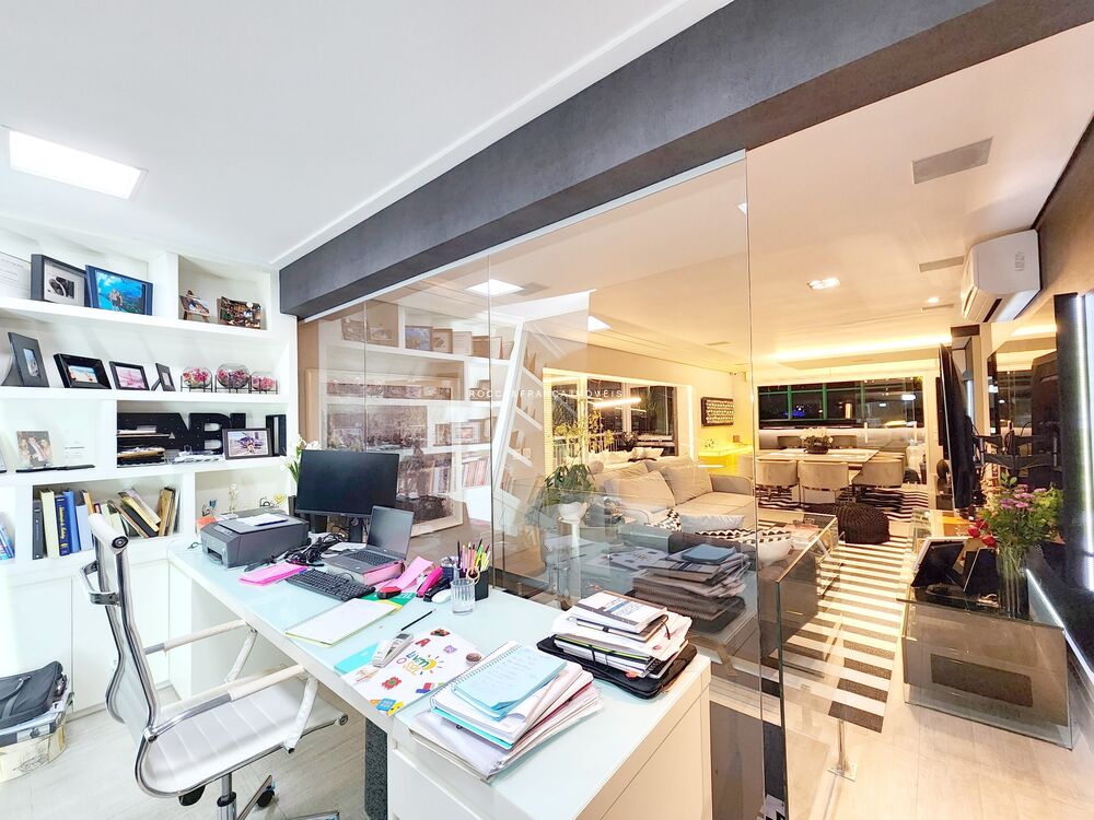 Cobertura, 4 quartos, 305 m² - Foto 25