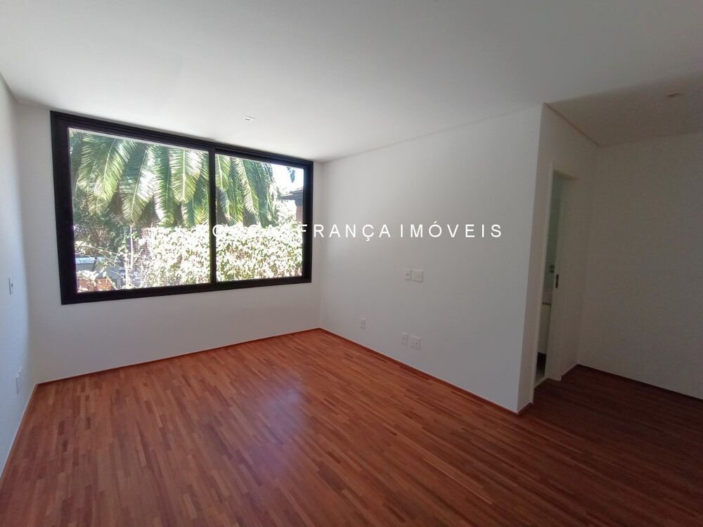 Casa, 3 quartos, 318 m² - Foto 10