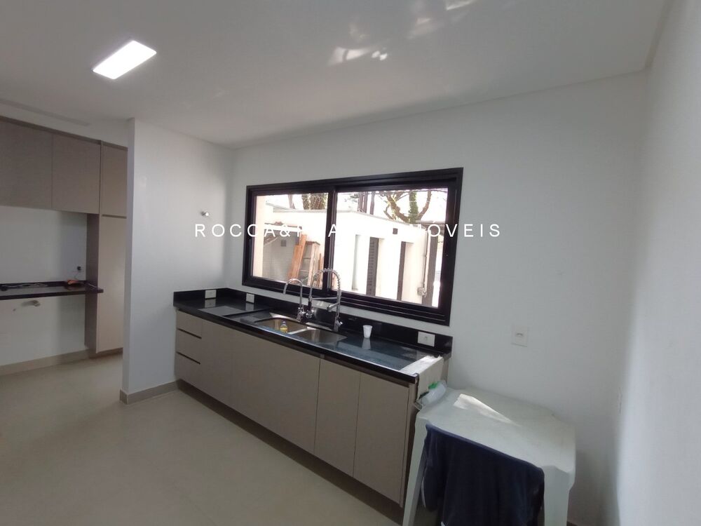 Casa, 3 quartos, 318 m² - Foto 28