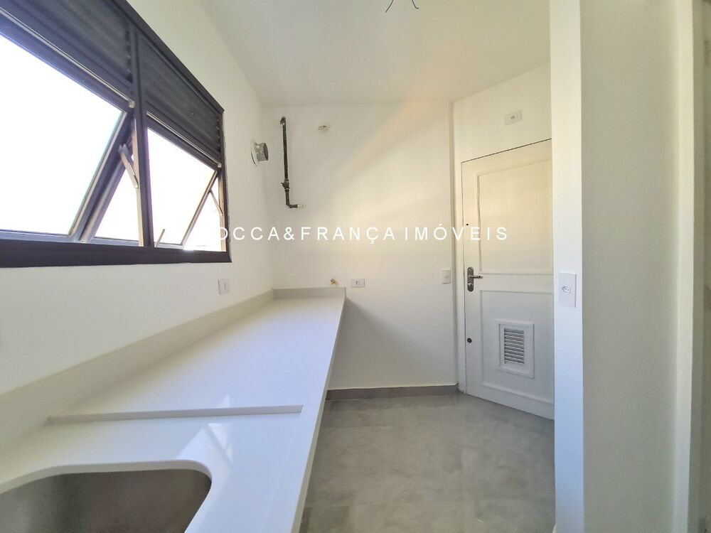 Cobertura à venda e aluguel com 3 quartos, 245m² - Foto 32