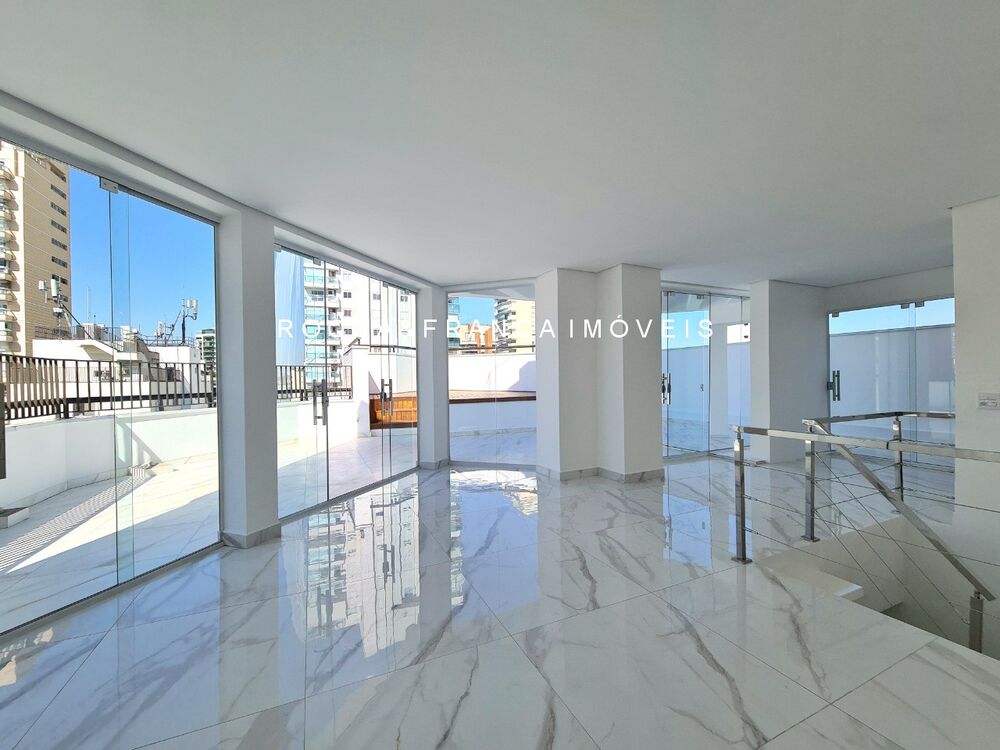 Cobertura à venda e aluguel com 3 quartos, 245m² - Foto 10