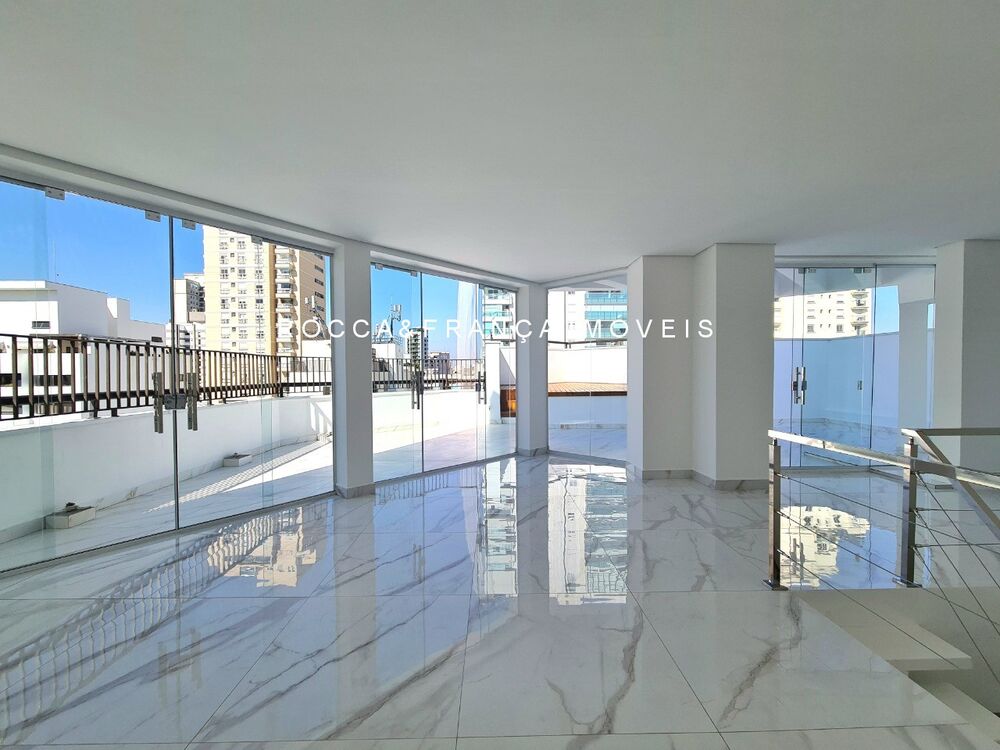Cobertura à venda e aluguel com 3 quartos, 245m² - Foto 9