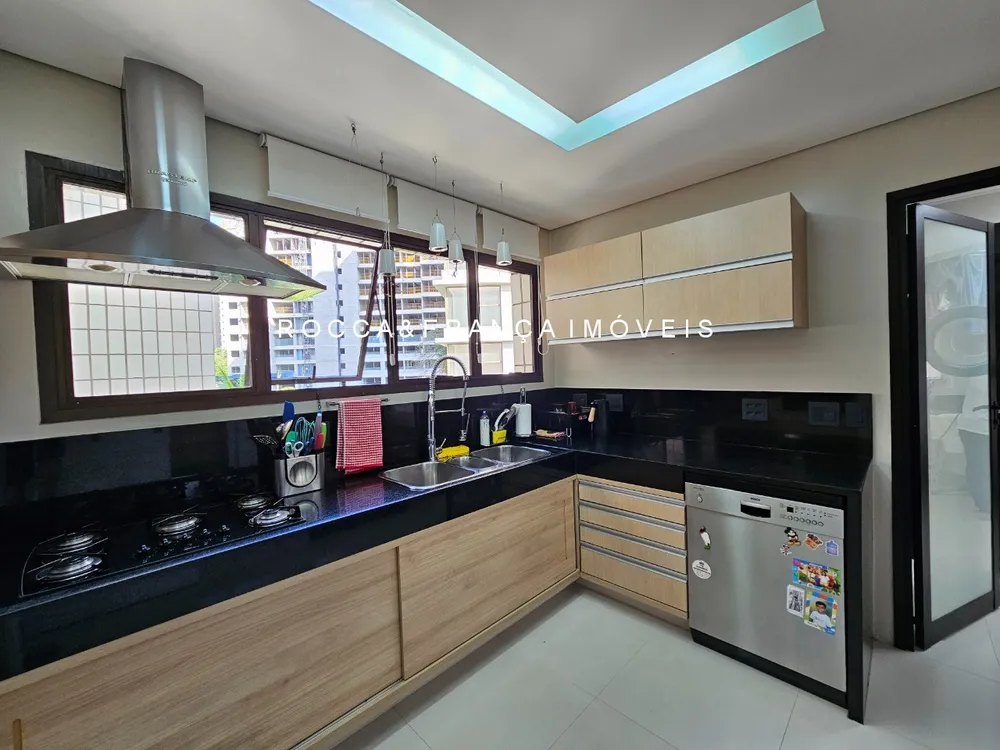 Apartamento, 3 quartos, 230 m² - Foto 32