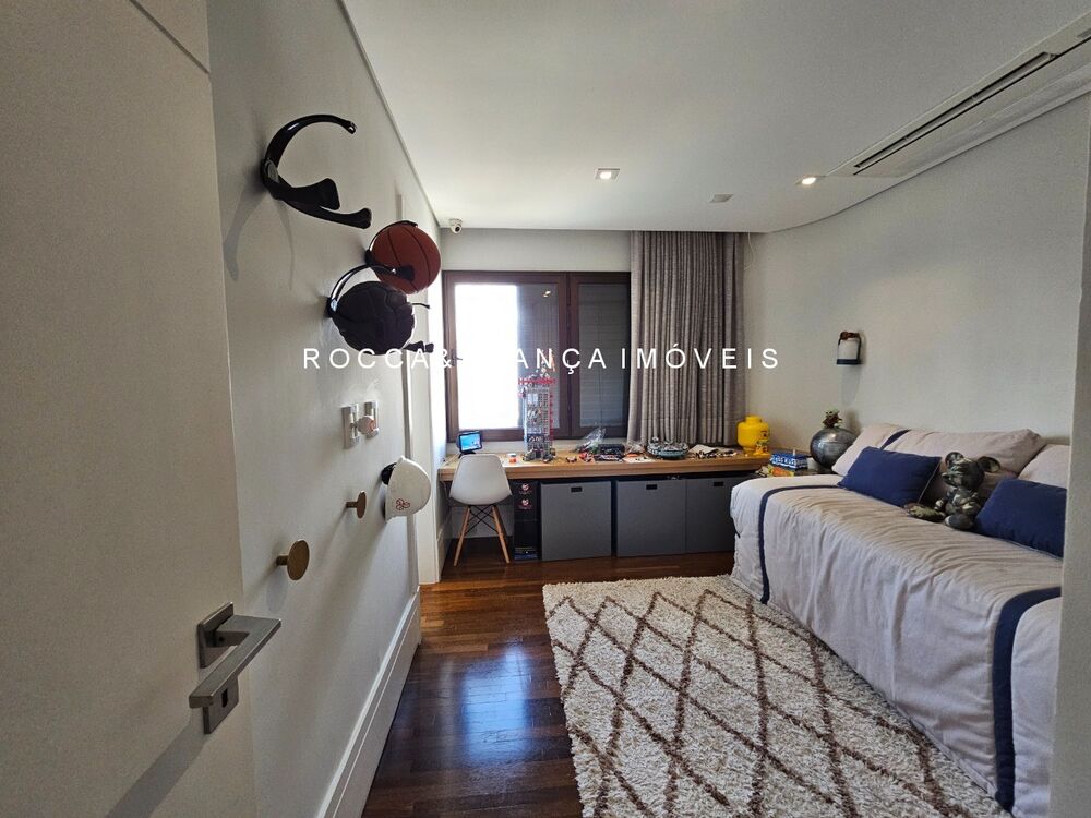 Apartamento, 3 quartos, 230 m² - Foto 35