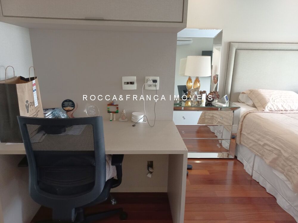 Apartamento, 3 quartos, 210 m² - Foto 2