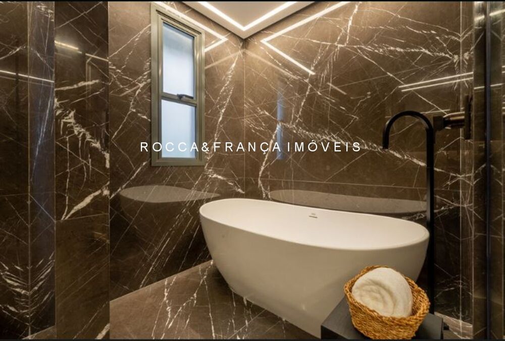 Apartamento à venda com 4 quartos, 211m² - Foto 12