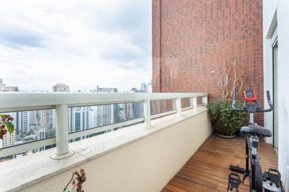 Cobertura à venda e aluguel com 3 quartos, 244m² - Foto 22