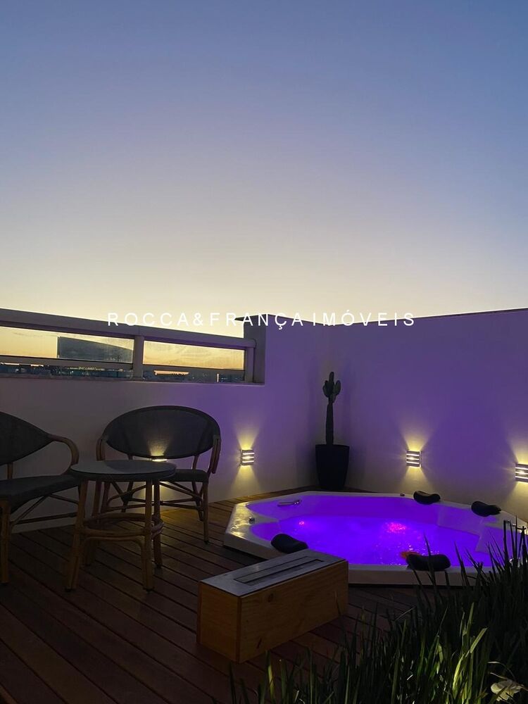 Cobertura à venda e aluguel com 3 quartos, 244m² - Foto 2