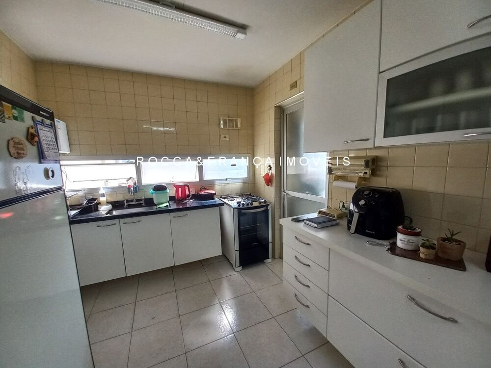 Apartamento à venda com 3 quartos, 122m² - Foto 17