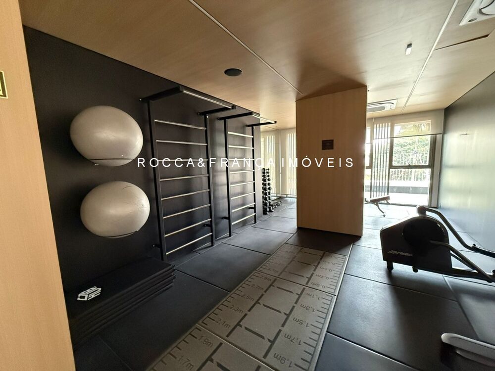 Apartamento à venda com 3 quartos, 211m² - Foto 5