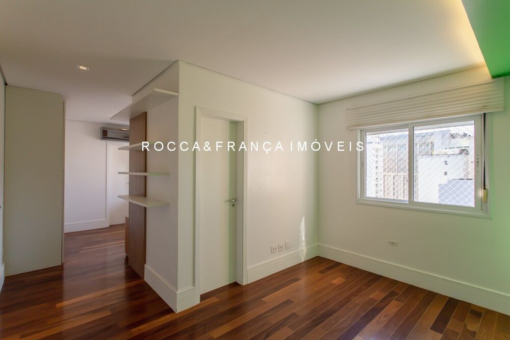 Apartamento, 3 quartos, 282 m² - Foto 2