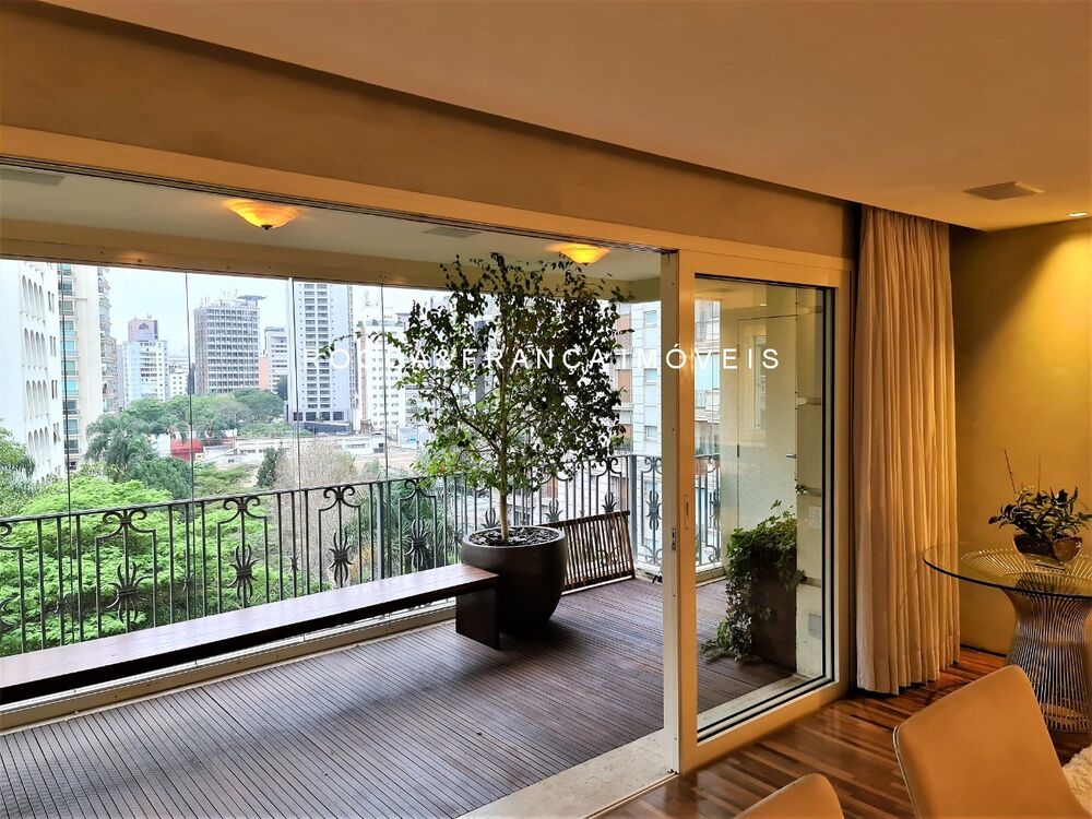 Apartamento, 3 quartos, 280 m² - Foto 1