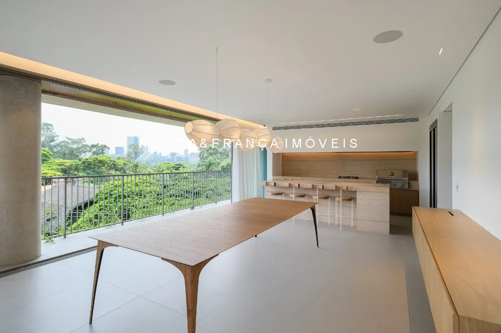 Apartamento, 3 quartos, 252 m² - Foto 1
