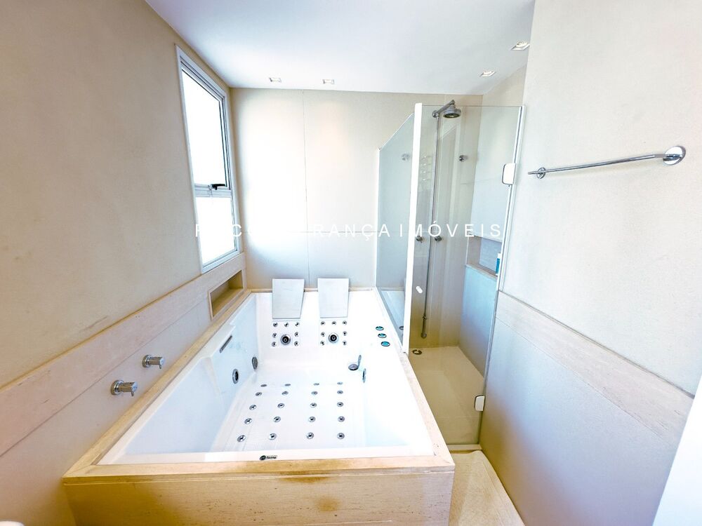 Apartamento, 3 quartos, 223 m² - Foto 32