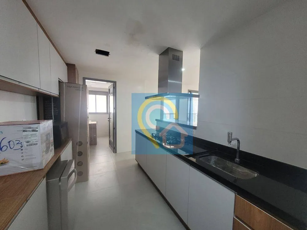 Apartamento, 3 quartos, 175 m² - Foto 2