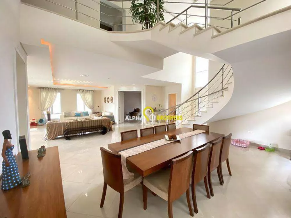 Casa de Condomínio à venda com 4 quartos, 600m² - Foto 3