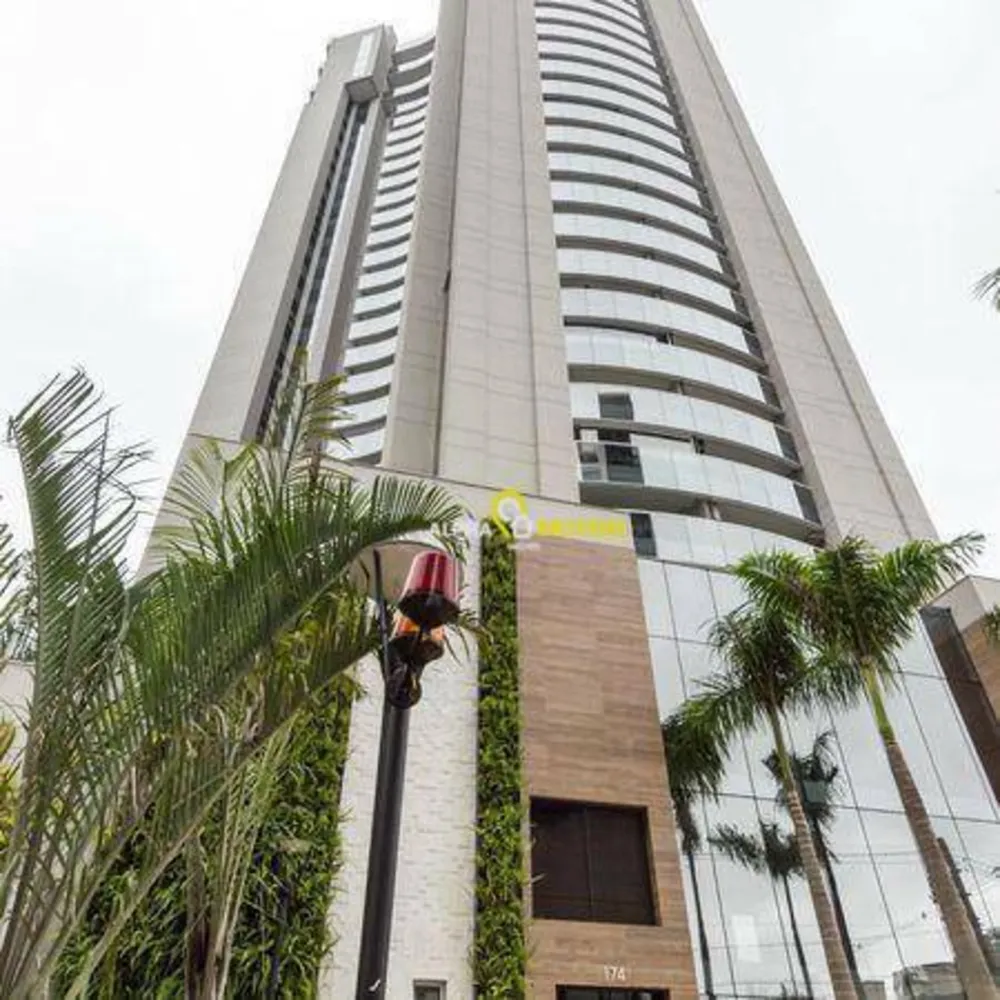 Apartamento, 3 quartos, 214 m² - Foto 1