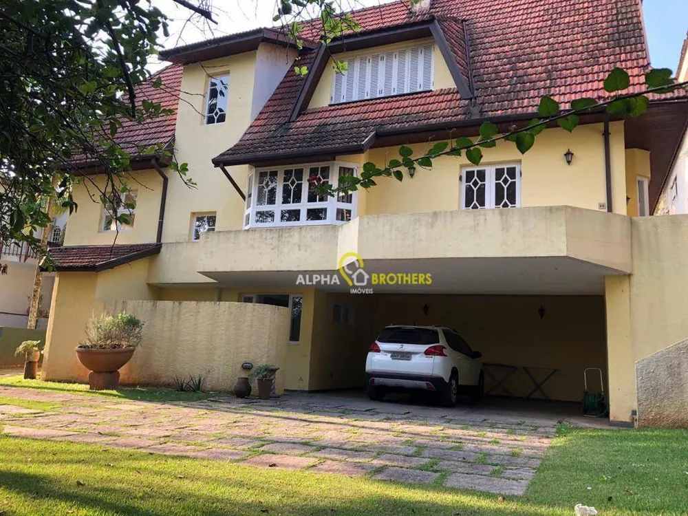 Casa de Condomínio à venda com 4 quartos, 340m² - Foto 2