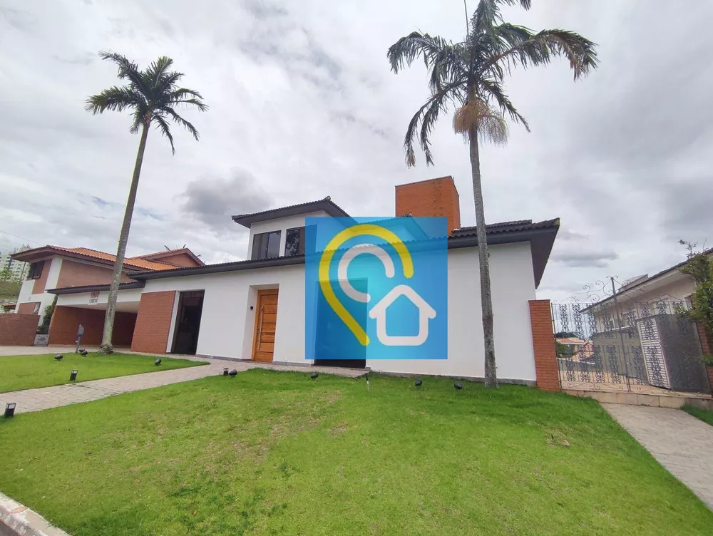 Casa de Condomínio à venda com 4 quartos, 620m² - Foto 1