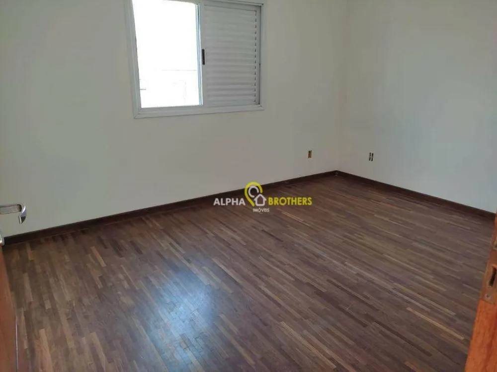 Casa, 3 quartos, 300 m² - Foto 1
