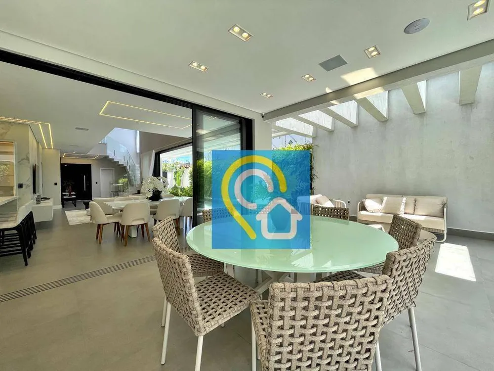 Casa, 5 quartos, 415 m² - Foto 1