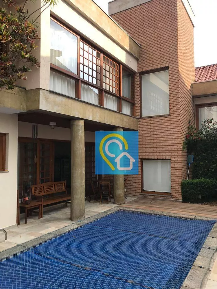 Casa de Condomínio à venda com 4 quartos, 310m² - Foto 2