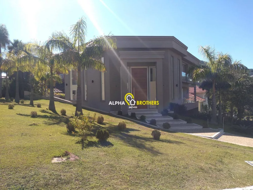 Casa de Condomínio à venda com 5 quartos, 750m² - Foto 1