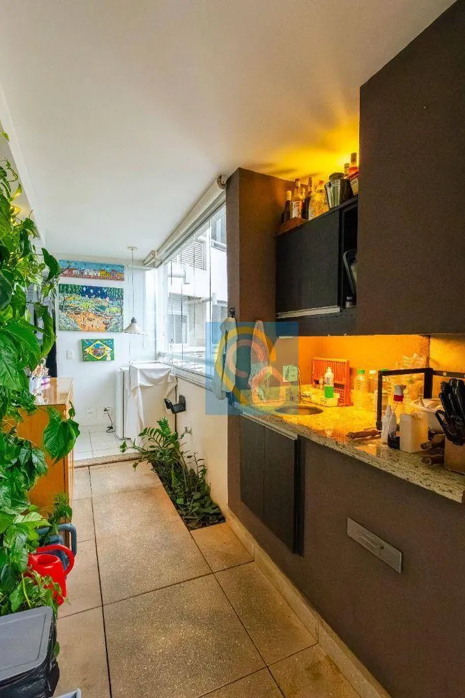 Apartamento, 3 quartos, 196 m² - Foto 3