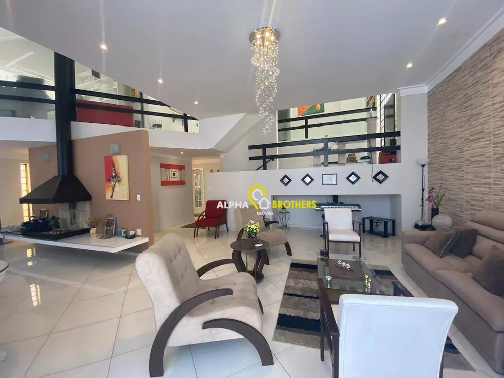 Casa de Condomínio à venda com 4 quartos, 400m² - Foto 4