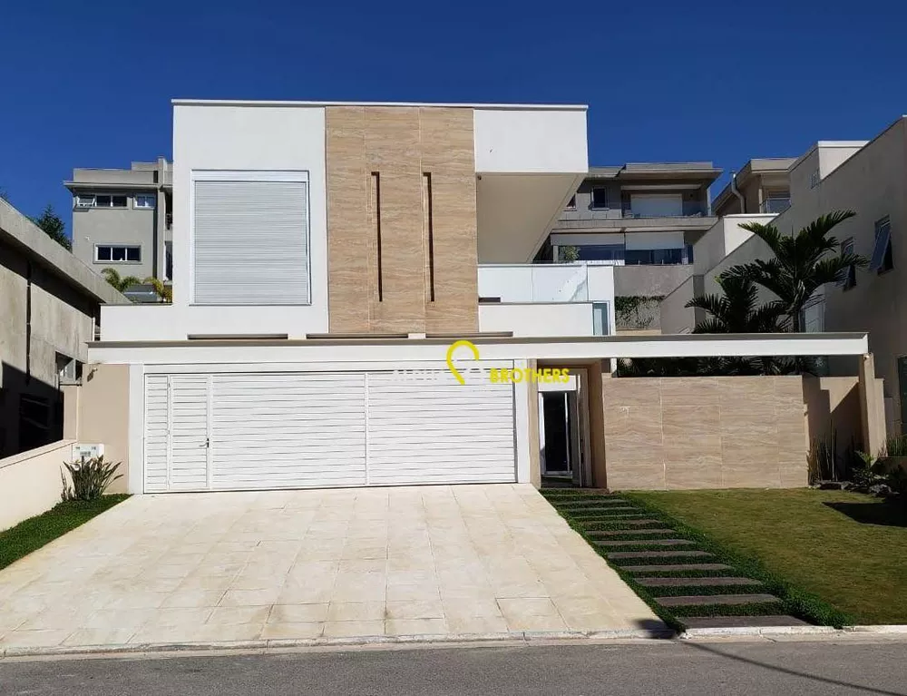 Casa de Condomínio à venda e aluguel com 4 quartos, 471m² - Foto 1