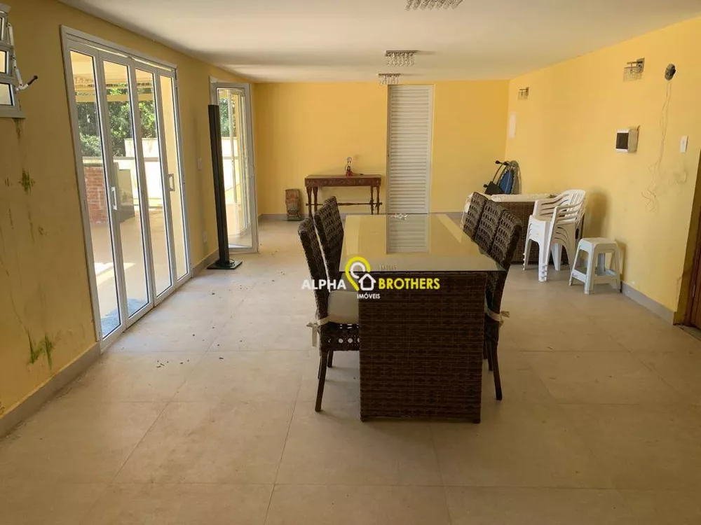 Casa de Condomínio à venda com 4 quartos, 700m² - Foto 4