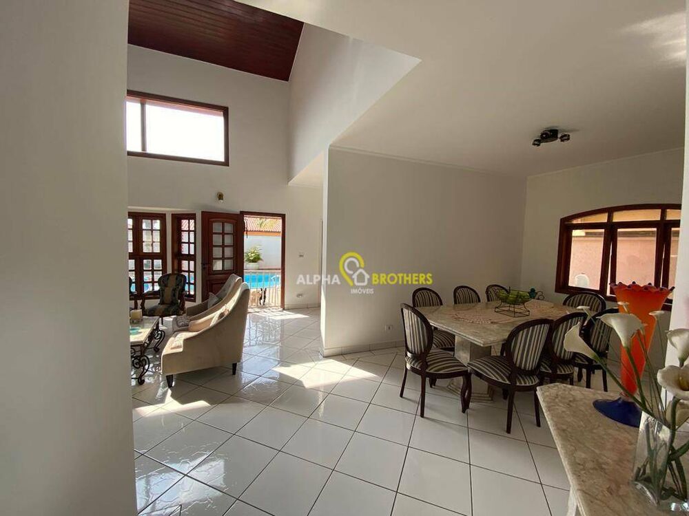 Casa de Condomínio, 4 quartos - Foto 1