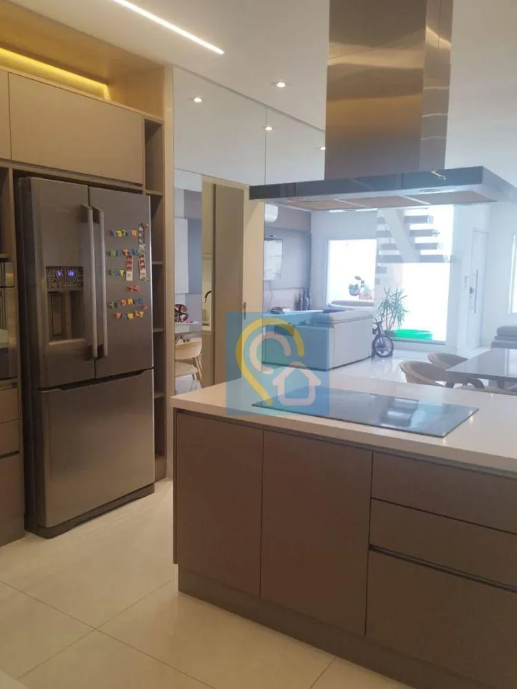 Casa, 3 quartos, 209 m² - Foto 6