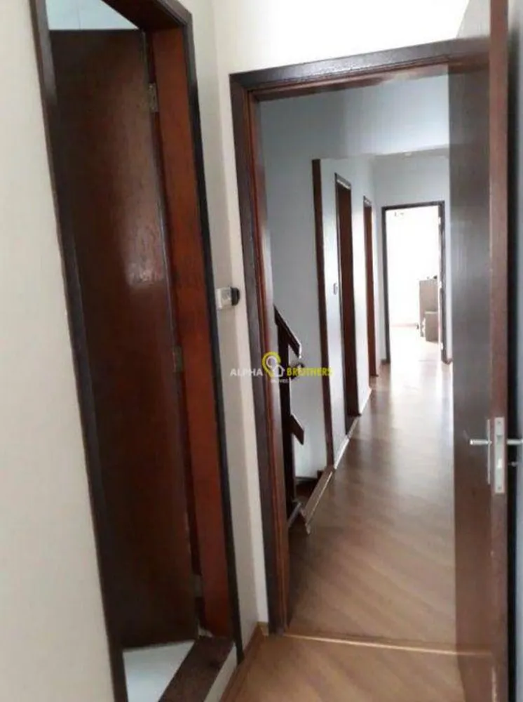 Casa, 3 quartos, 238 m² - Foto 4