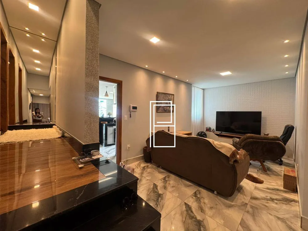 Casa, 4 quartos, 360 m² - Foto 1