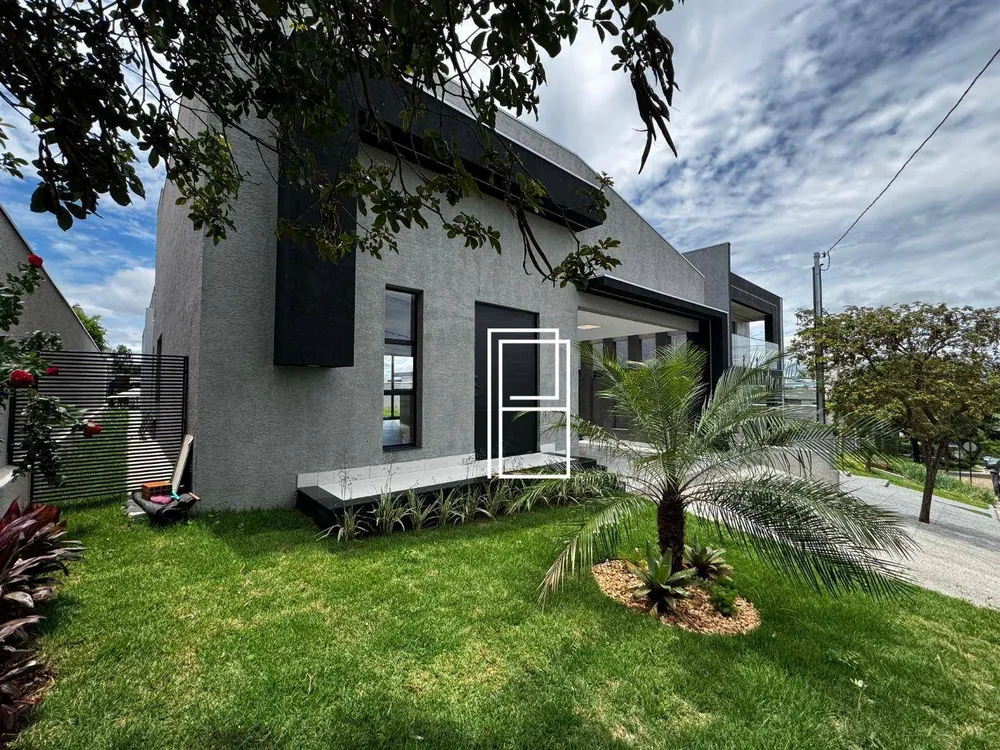 Casa, 4 quartos, 200 m² - Foto 1