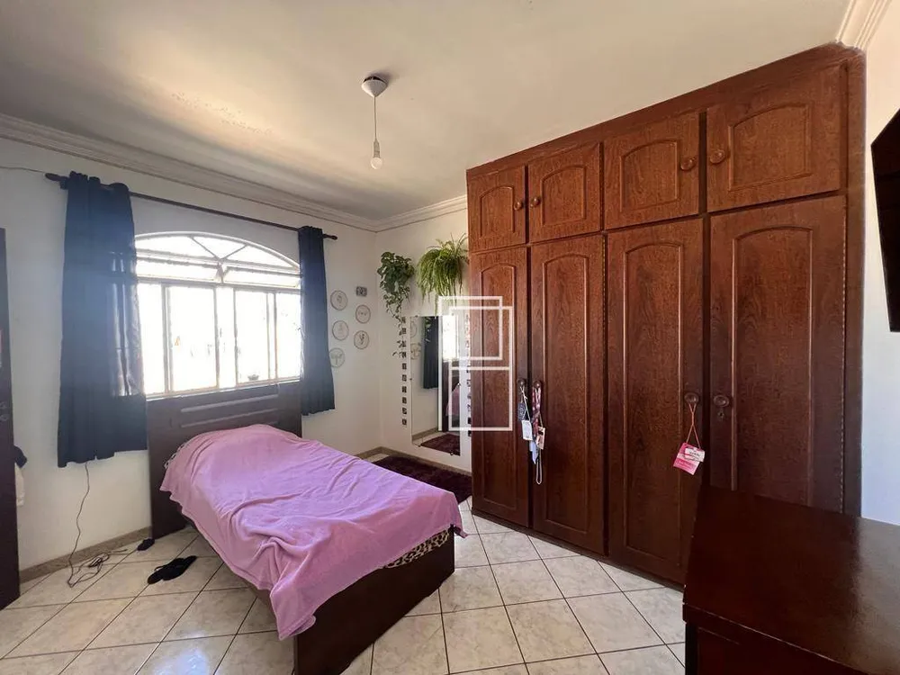 Casa, 4 quartos, 360 m² - Foto 14